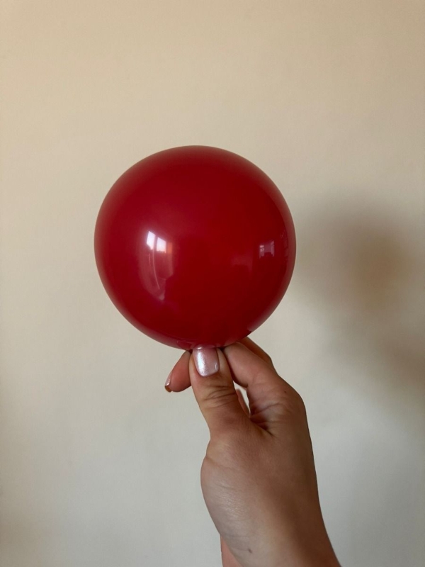 36 Inch Kalisan Standard Deep Red Balloons pack of 2